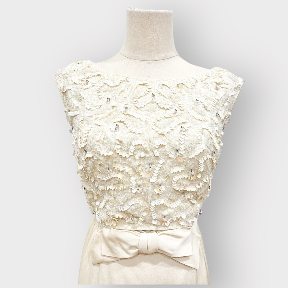 SAKS FIFTH AVENUE Vintage Sequin Crystal Embellished Ivory Bridal Bow Dress - Picture 2 of 9